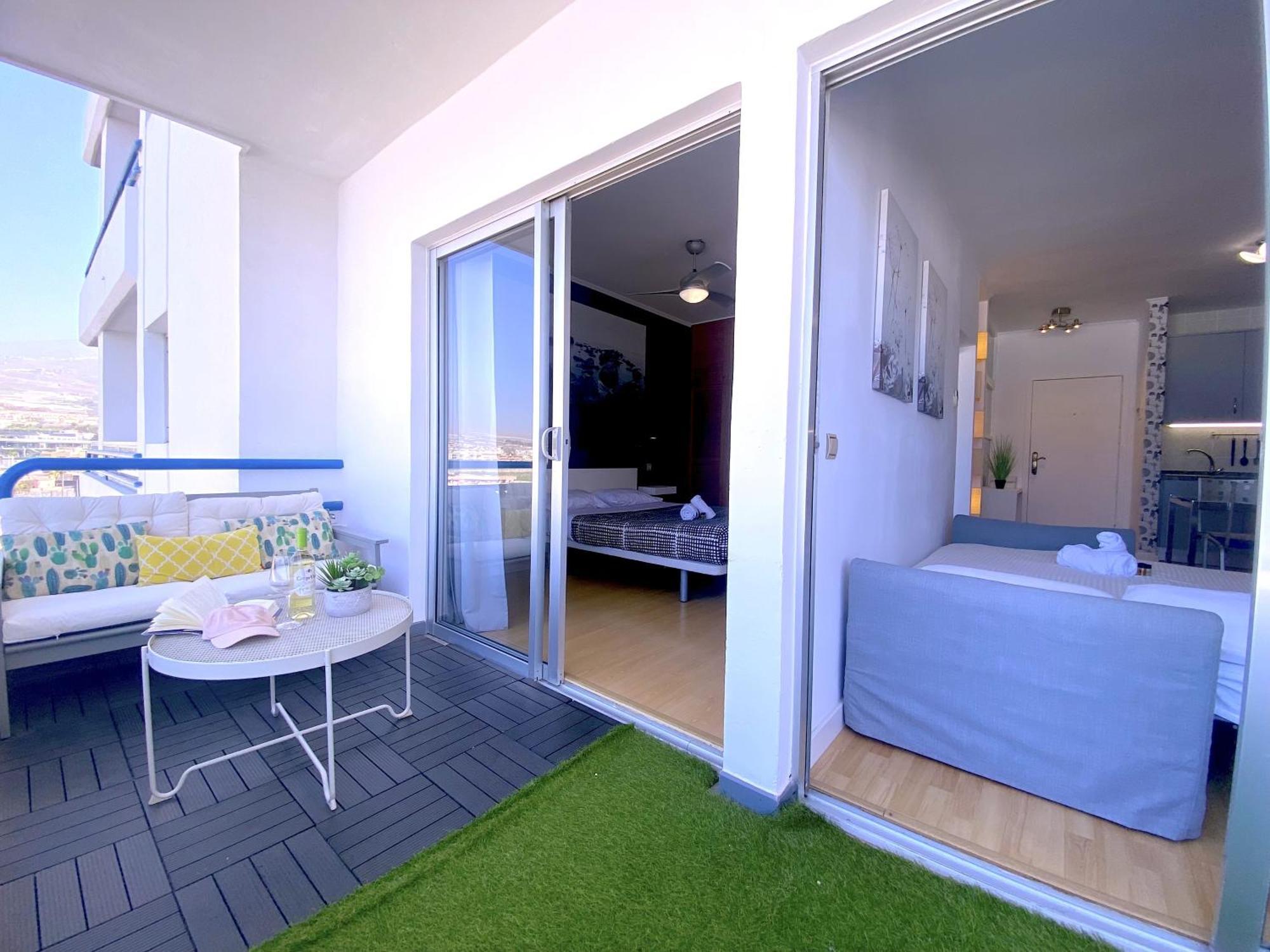 Tropicalidays Paraiso Seafront Apartment Playa Paraiso (Tenerife)